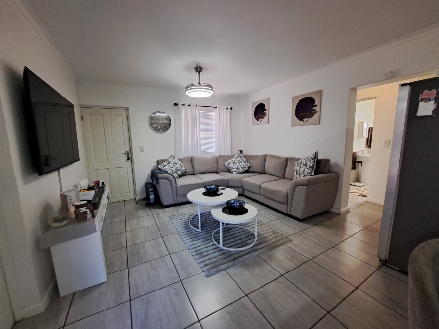 2 Bedroom Property for Sale in Vredenburg Western Cape